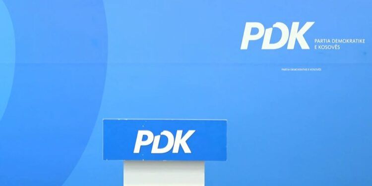 Kërkesë zyrtare nga nëndegët e PDK-së: Kërkohet rikthimi i Fatmir Limajt në parti