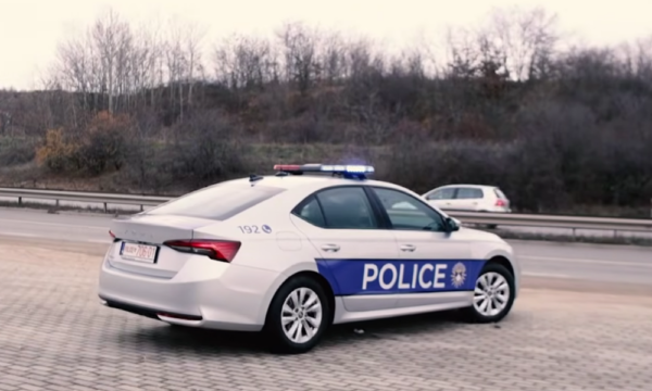 Mbi 2400 gjoba trafiku për 24 orë – Policia njofton për mbi 60 aksidente e 35 të arrestuar
