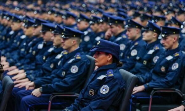 Pensionimi i parakohshëm i policisë, kërkohet sa më parë jetësimi i projektligjit: E rinon Policinë