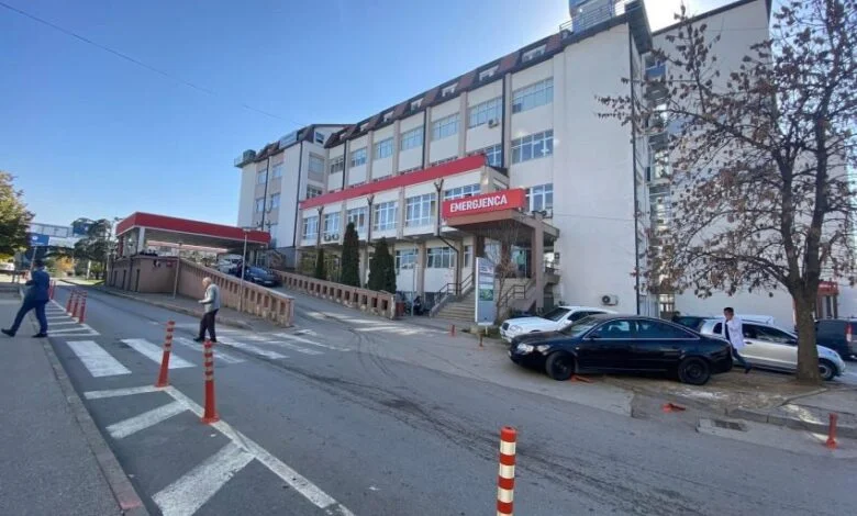 Flasin nga QKUK për fëmijën e lënduar nga aksidenti në Dollc