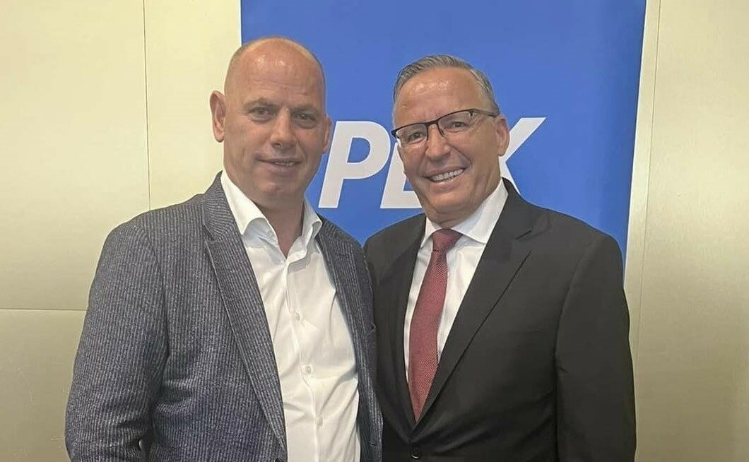 Lladrovci fton qytetarët në hapjen e fushatës së PDK-së më 1 Qershor në Drenas