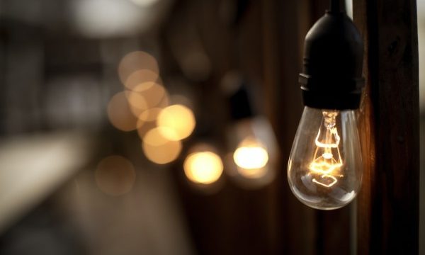 Punime në rrjet, këto vende mbesin sot pa rrymë