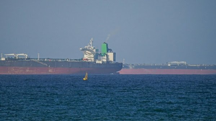 ​Vetëm 6 anije kalojnë çdo ditë nëpër Hormuz që nga fillimi i luftës