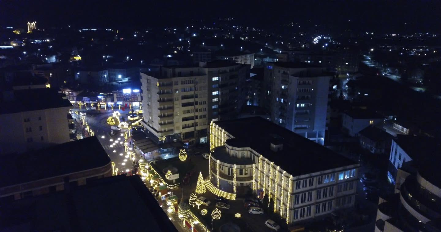 Rezultate befasuese në Klinë, diferenca është e ngusht