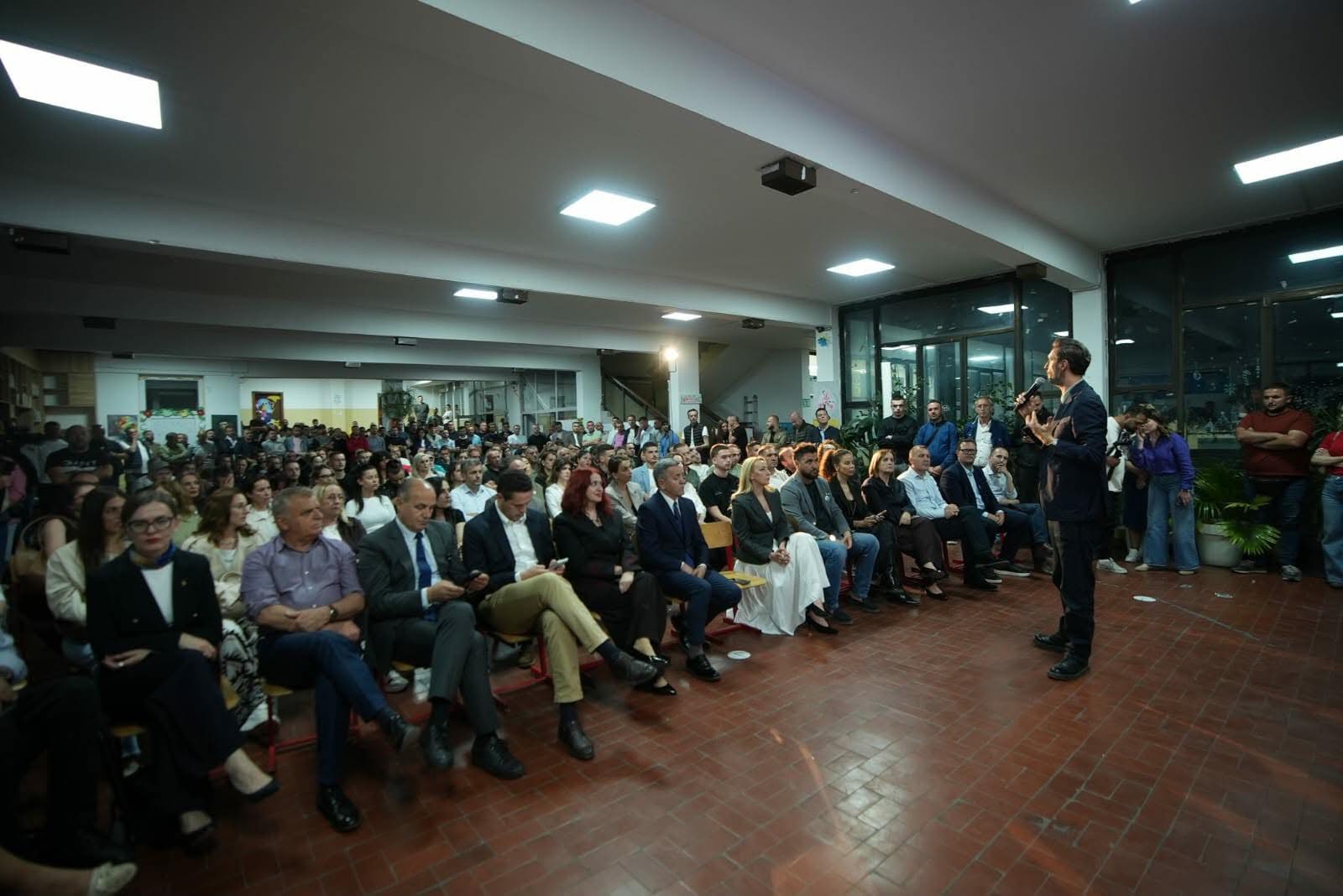 Uran Ismaili: Në Kosovën e udhëhequr nga Kurti ka vetëm kriza, Bedri Hamza është zgjidhja për ndryshim