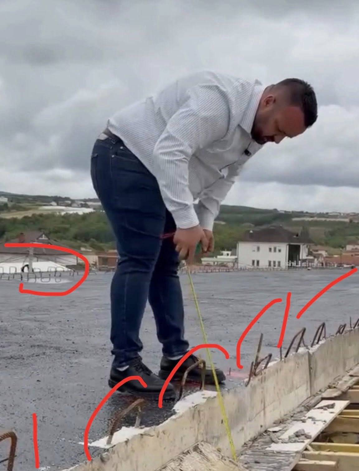 Qëndrim Kryeziu publikoi pamjet, Dreshaj: Për këtë nivel punimesh në Gjermani do të kishte burg