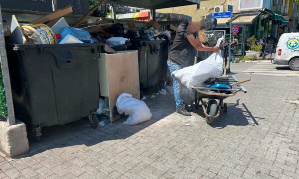 Komuna e Prishtinës paralajmëron 300 euro gjobë për ata që hedhin mbeturina vëllimore