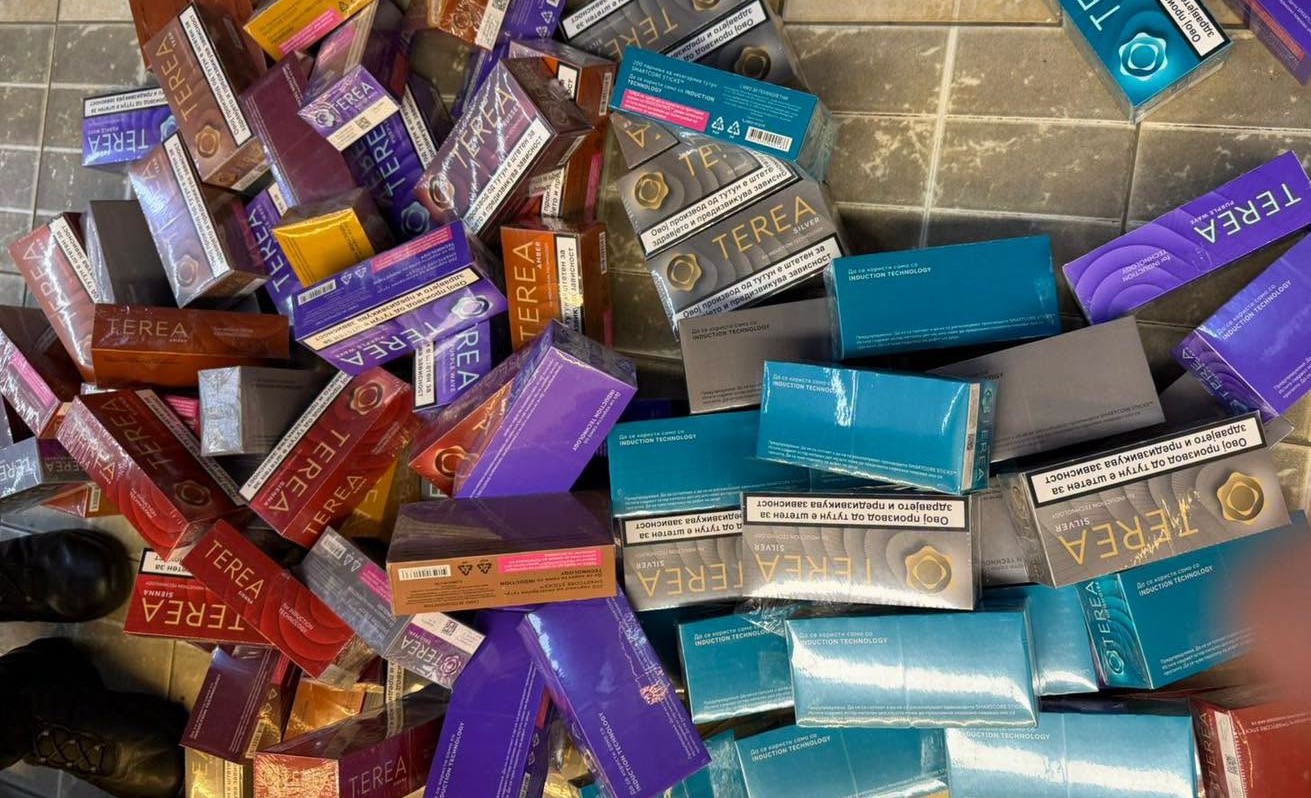 Dogana sekuestron produkte të duhanit të ngrohur me vlerë rreth 12 mijë euro