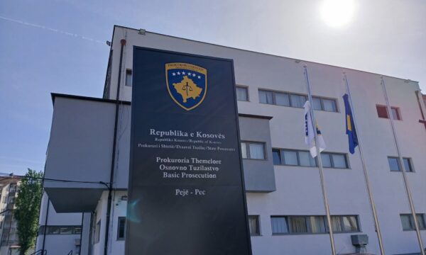 Kërkohet paraburgim ndaj dy serbëve që ushtronin presion për të votuar Listën Serbe