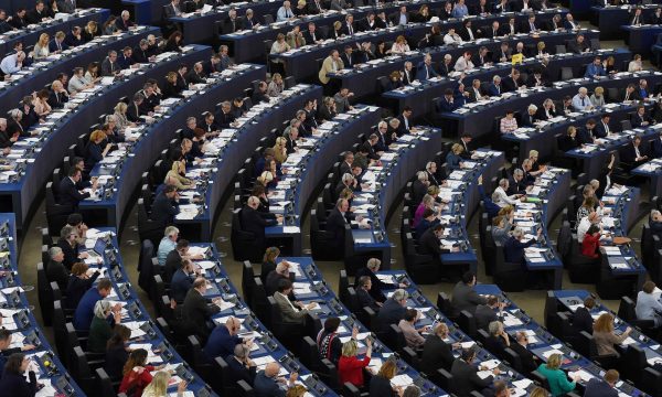 Sot në PE pritet të votohet raporti për Kosovën