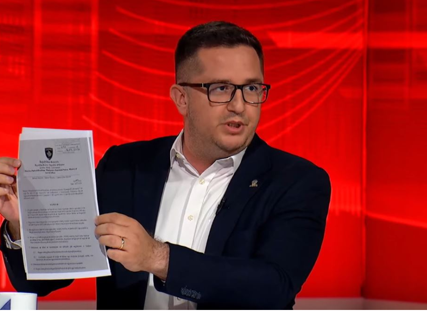 Mustafa: Kurti pranoi dokumentet serbe, dy ditë më vonë Sveçla ua njohu me vendim