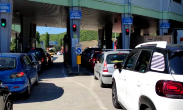 Lehtësohet kalimi kufitar Shqipëri–RMV, hiqen kontrollet e dyfishta