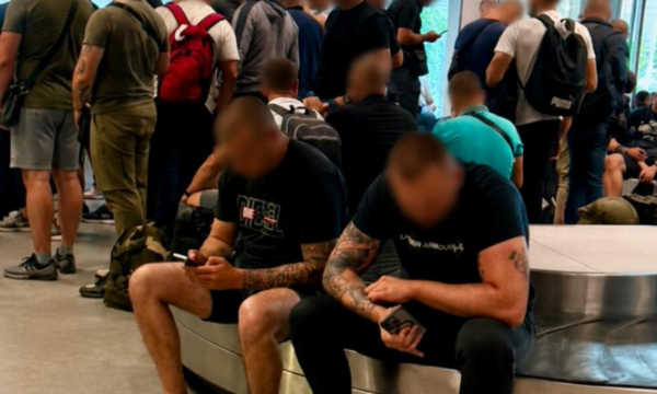 Dyshime për aktivitet hibrid, Mali i Zi i ndalon 90 serbë që kishin fluturuar drejt Tivatit në prag të Samitit BE-Ballkan Perëndimor