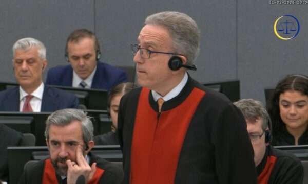 Avokati i Thaçit i reagon Speciales që prezantoi “standardet e gjykimit të drejtë”: Çdo ankesë e të akuzuarve është refuzuar nga Apeli