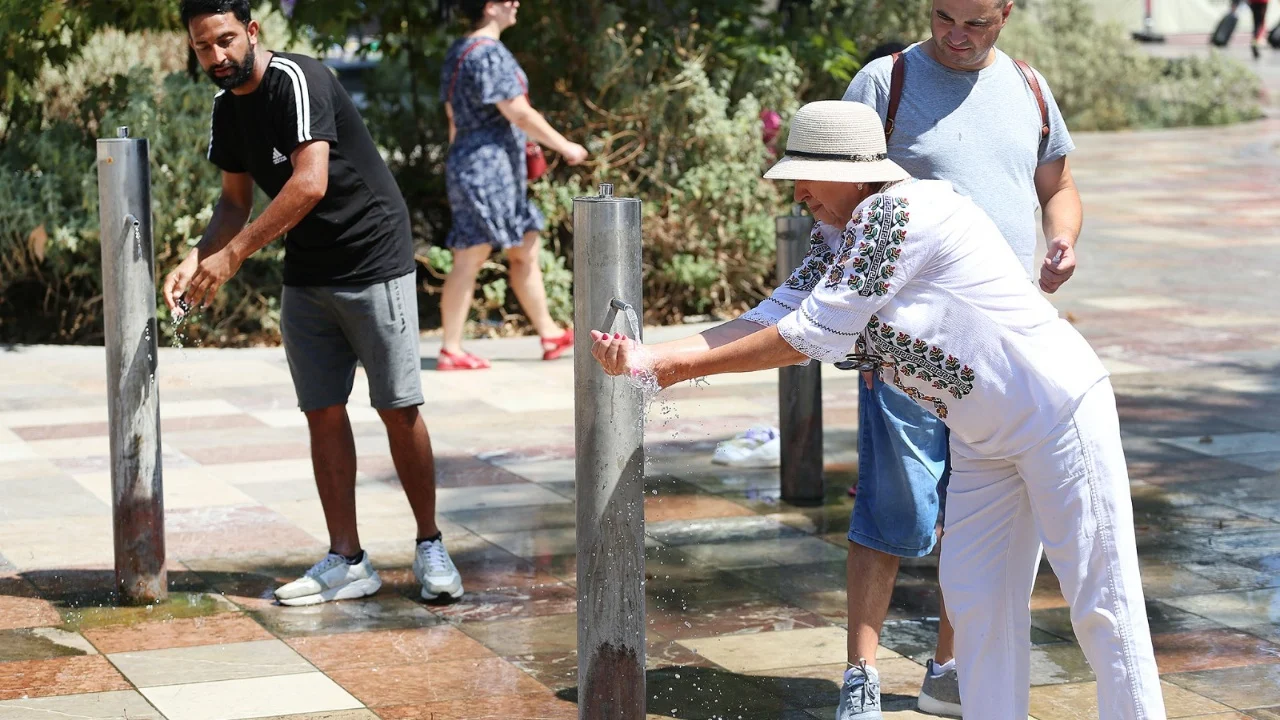 Fundjavë përvëluese në Shqipëri, qershori mbyllet me temperatura deri në 39 gradë