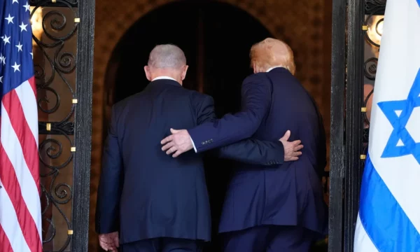 Derisa politikanët e linjës së ashpër kërkojnë përshkallëzim në Liban, Netanyahu po teston kufijtë e Trumpit