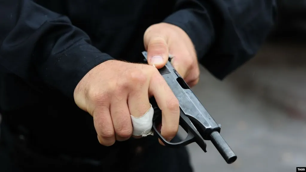 Të shtëna me armë në një villë në Ferizaj, sekuestrohet pistoleta dhe gëzhojat
