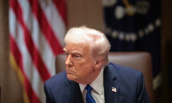 Trump: Iranianët e rrëzuan helikopterin amerikan mbi Ngushticën e Hormuzit
