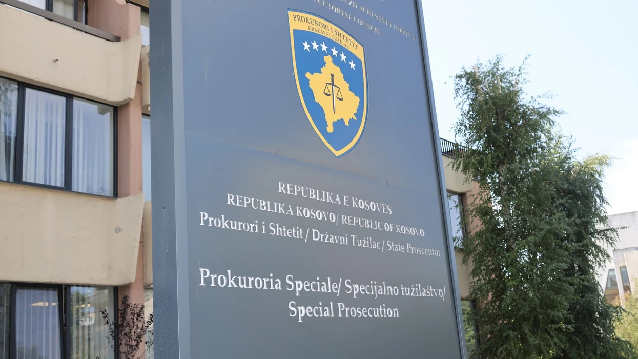 Aktakuzë për gjykim në mungesë ndaj pesë pjesëtarëve të Policisë serbe për krime lufte në Fushë-Kosovë