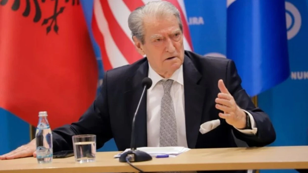 “Ndërtuam një sistem mbrojtje kundër sulmeve të Iranit, shohim edhe aktivitetin”, Berisha akuza Ramës: Skandal, përdor teknologjinë për të përgjuar protestuesit