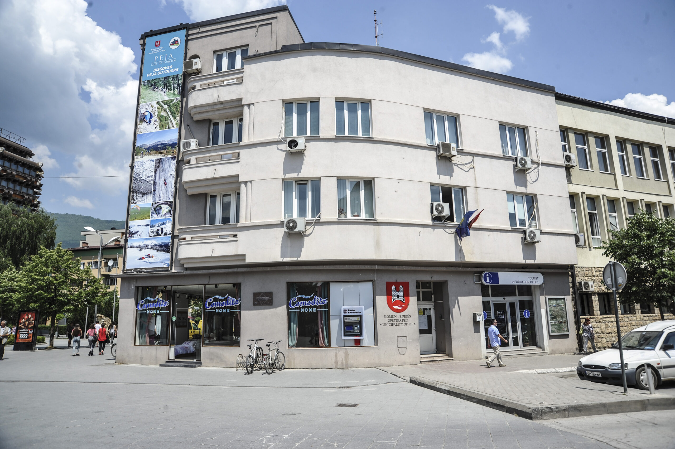 Komuna e Pejës investon për sigurinë e nxënësve, shkollat së shpejti nën vëzhgimin e kamerave