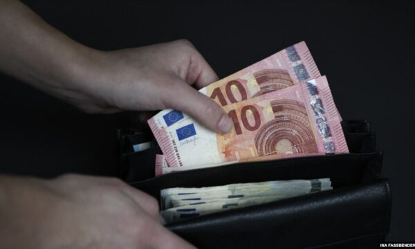 ATK detyron 216 subjekte t’ia paguajnë kontributet pensionale të mbetura pezull punëtorëve, shuma mbi 5.4 milionë euro