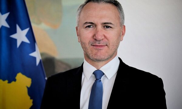 Zulfaj për Kurtin: Si president i subjektit më të madh duhet të presësh certifikimin e rezultateve, që më pas të flasësh sigurt
