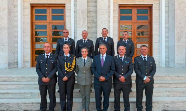Oficerë të FSK-së diplomojnë në Shqipëri, u stërviten për drejtim të operacioneve ushtarake