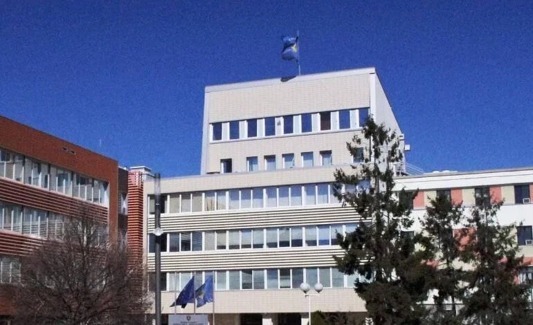 Kjo është deputetja më e re e Kuvendit të Kosovës