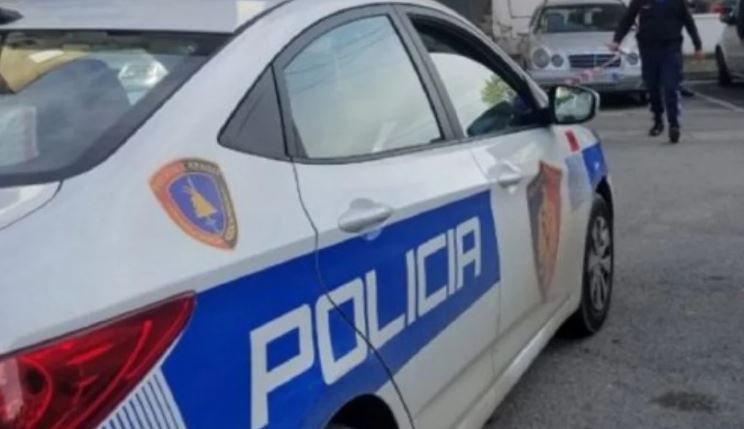 Mbanin pistoletë, municion dhe kokainë në lokal, arrestohen 3 persona në Shkodër