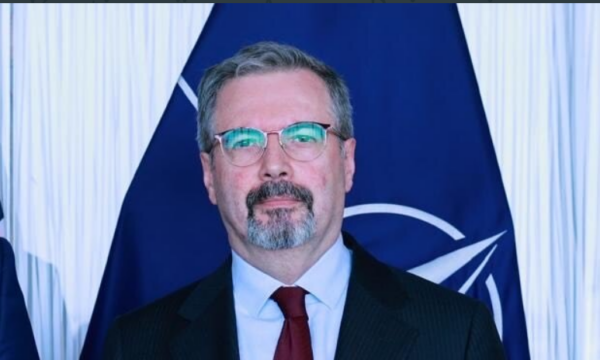 Bajrami flet në stil të Edi Ramës: Në jetë s’mund t’i iket vdekjes, taksave dhe anëtarësimit ë Kosovës në BE