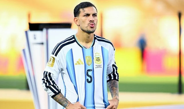 Paredes thyen heshtjen pas finales së Botërorit