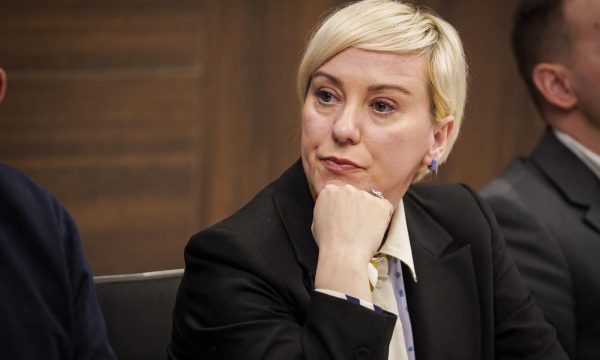 Halimi: Profilet e rreme në ‘facebook’ e kanë normalizuar urrejtjen e papërgjegjshmërinë