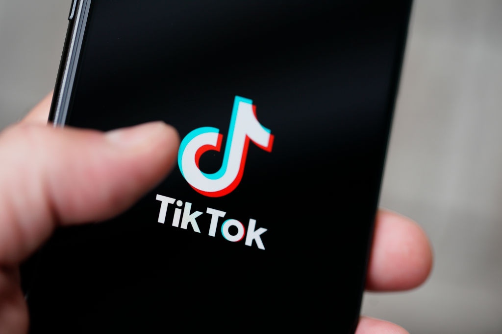 TikTok nën akuzë nga BE-ja për mosmbrojtjen e privatësisë së fëmijëve