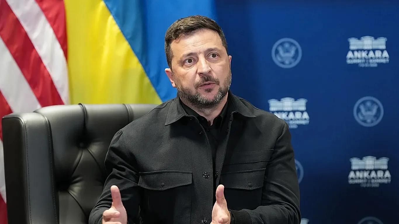 Zelensky paralajmëron ndryshime të mëdha në qeveri, Ukraina pritet të ketë kryeministër të ri