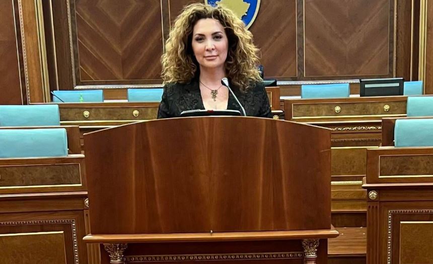 Reshitaj u bën thirrje deputetëve të shkojnë në Kuvend: Nuk duam të bëhemi pjesë e shkeljeve kushtetuese