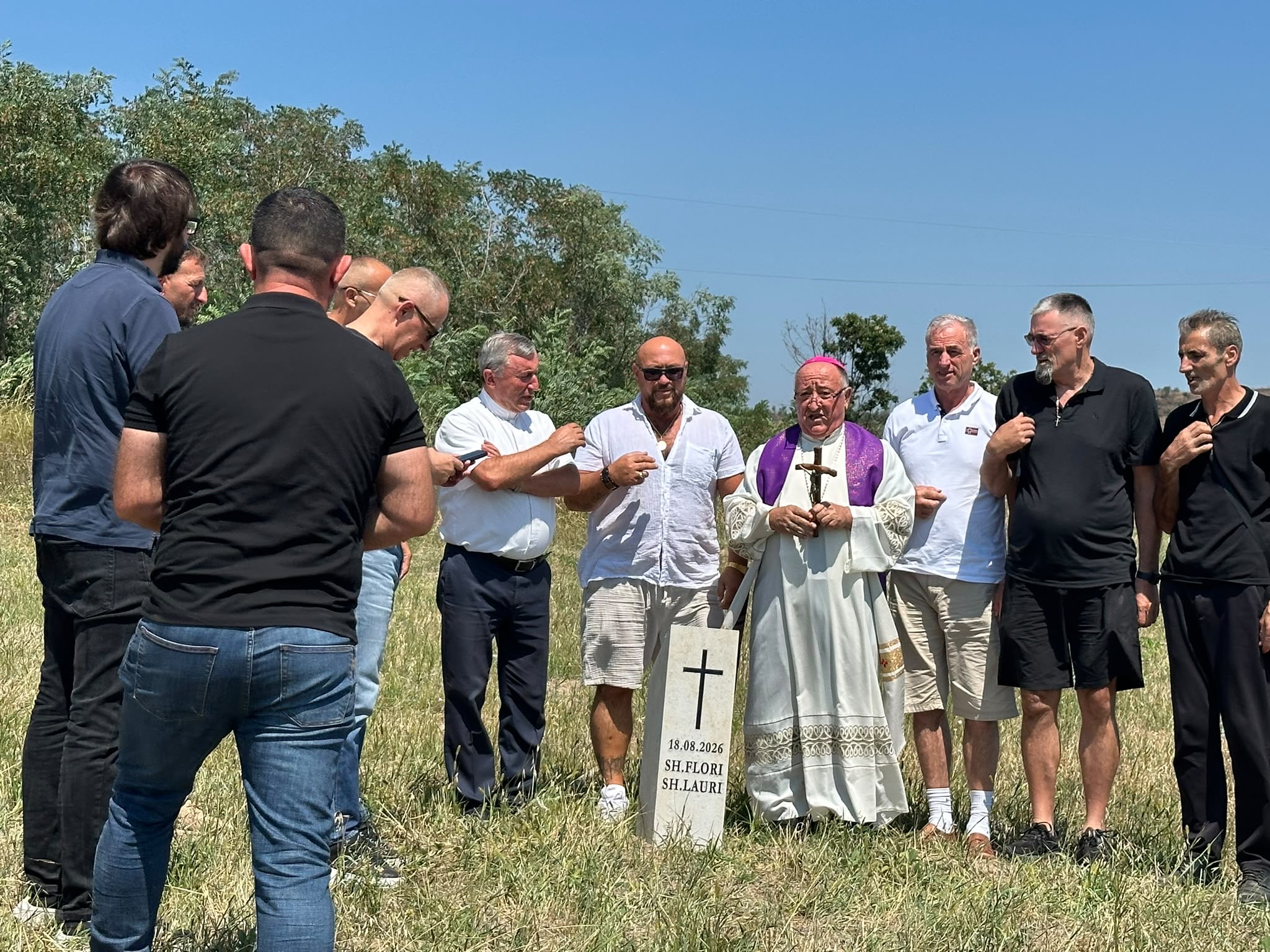 Vendoset gurthemeli i Kishës Katolike “Shën Flori dhe Lauri” në Zogaj