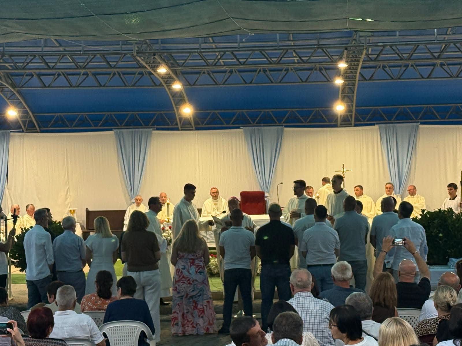 Lëvizja për Rikthim akuzon BIK-un për bashkëpunim me Kishën Serbe dhe OJQ-të turke e arabe, që i quan armiqësore ndaj shqiptarëve