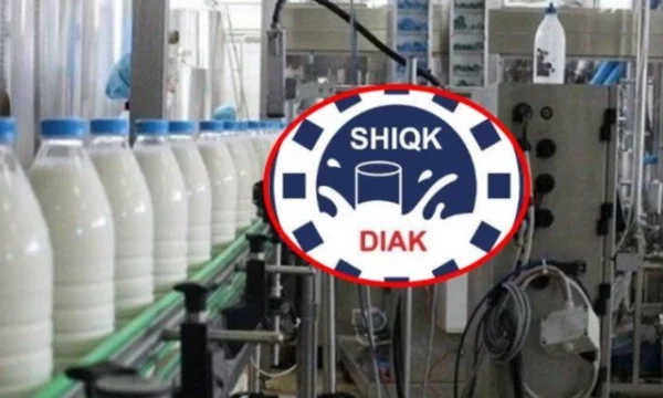 SHIQK padit Mujën dhe AVUK-un: Dëmet ndaj qumështoreve dhe fermerëve janë të mëdha