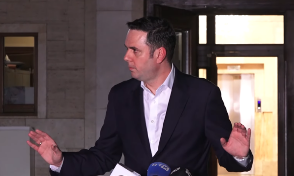 Takimi për Presidentin, Abdixhiku tha se nuk bie në agjendë të Kurtit: LDK është e arsyeshme, s’jemi vagon i ndonjë partie