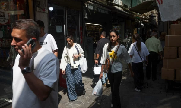 CNN: Çfarë dihet deri tani për kërcënimin e SHBA-së për ta goditur ekonominë e Iranit