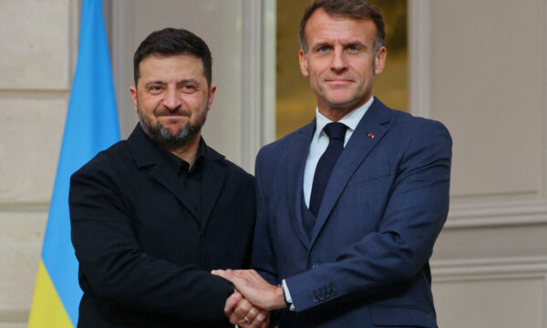 Macron zotohet se do të përshpejtojë dërgimin e raketave të reja në Ukrainë