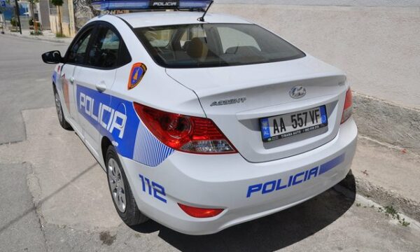 Rrahja e turistit italian në Tiranë, procedohen penalisht 8 të mitur