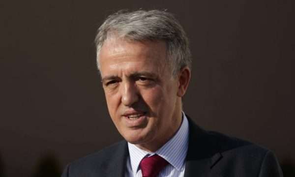 Humbja e dhjetëra milionë eurove nga BE, Hamiti: Kosova po e paguan shtrenjtë pushtetin e Albin Kurtit