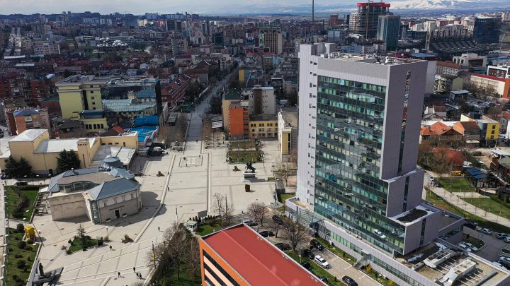 Qeveria thërret konferencë për media, flasin Pacolli e Hoti