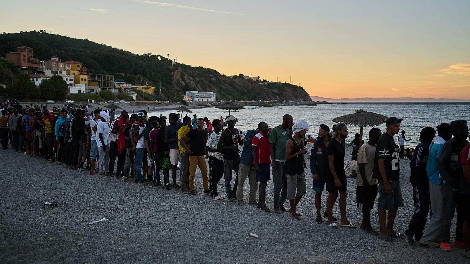 Kriza me 70 mijë migrantë në Ceuta, BE-ja thërret takim urgjent dhe kërkon masa të reja