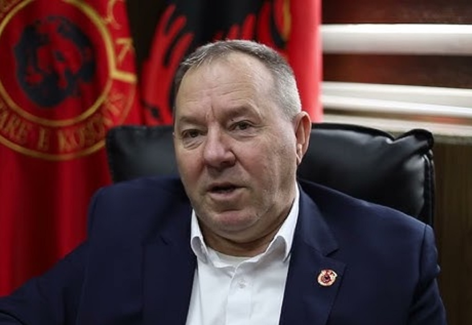 “Akuza për rrogë si sekretar, futja në duart e kacës së OVL’së”, Hysni Gucati paditet nga zv/ministri i Kurtit!