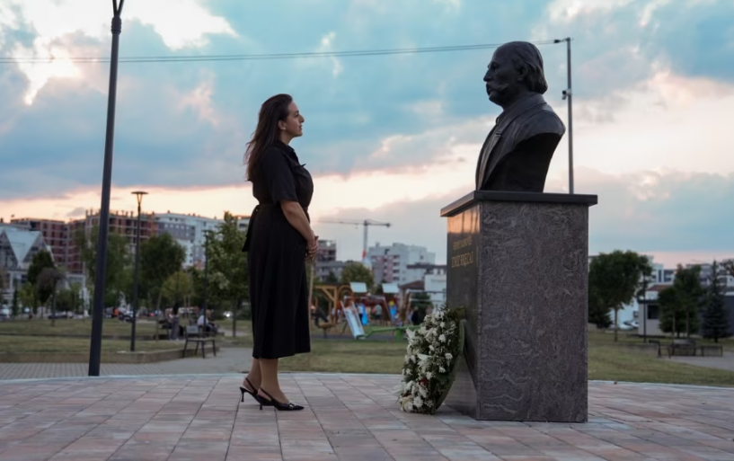 “Shpresë dhe frikë”: Familjarët e të zhdukurve presin me ankth rezultatet e zhvarrimeve