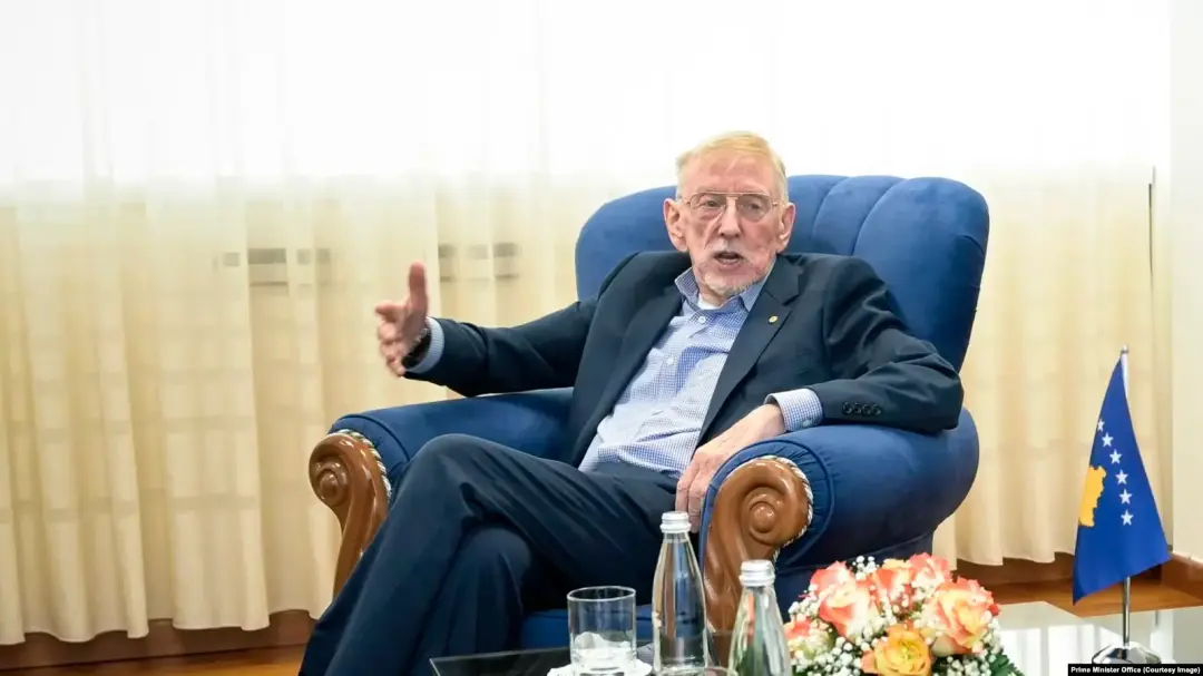 Walker paralajmëron thellim të përçarjes nëse partitë nuk bashkohen për presidentin