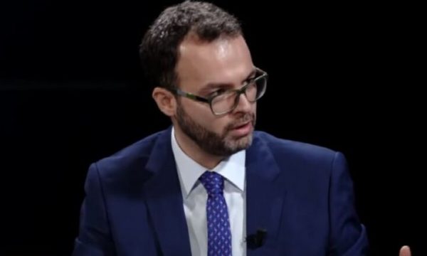 Vela e cilëson gjysmak vendimin e Gjykatës Kushtetuese